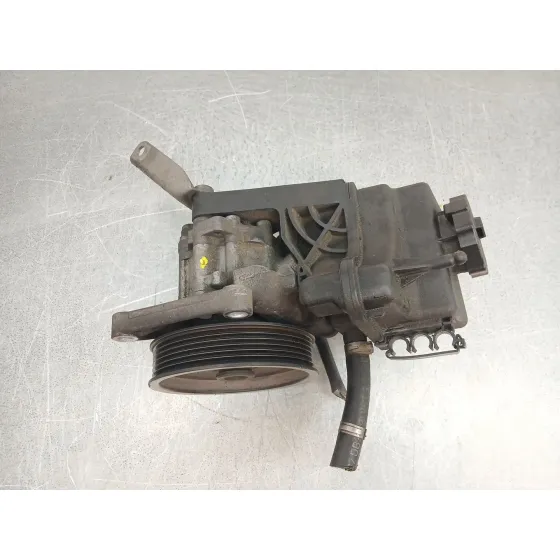 Bomba Direccion para Mercedes-Benz Clase C (W204)
