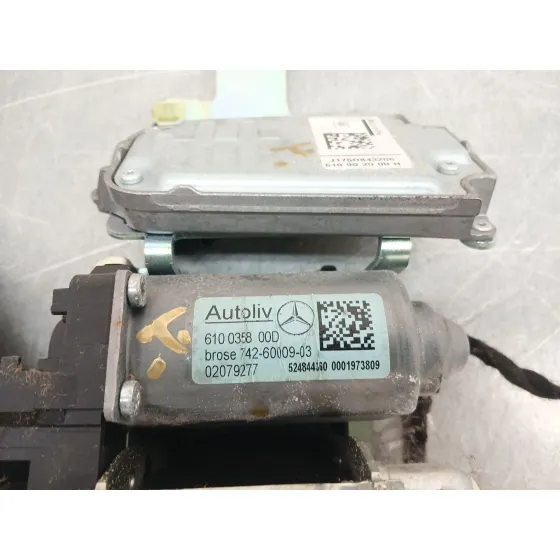 Cinturon Seguridad Delantero Izquierdo para Mercedes-Benz Clase C (W204)