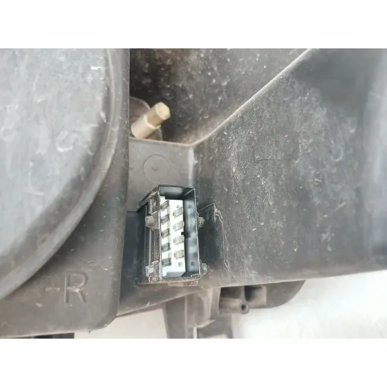 Faro Derecho para Peugeot 407 (6D_)