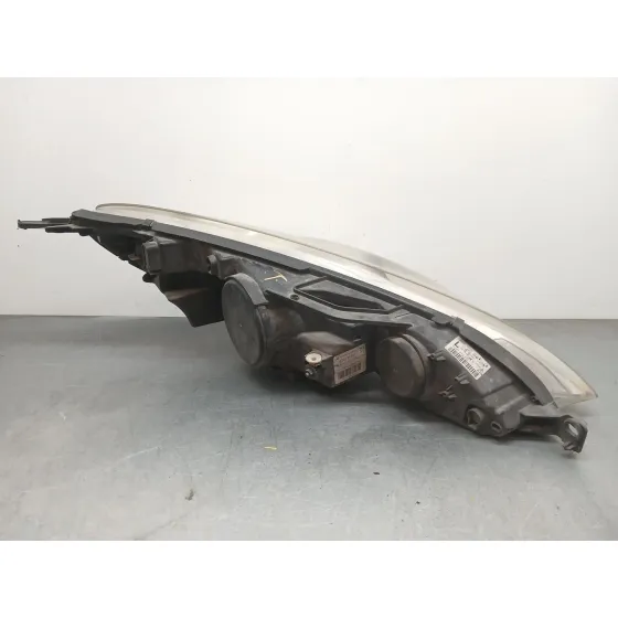 Faro Izquierdo para Peugeot 407 (6D_)