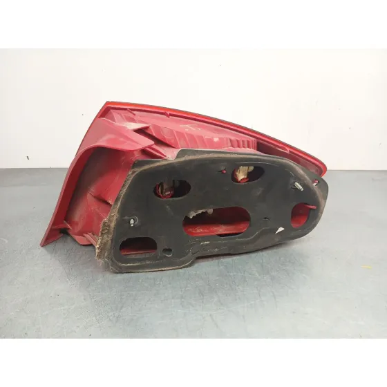 Piloto Trasero Izquierdo para Peugeot 407 (6D_)