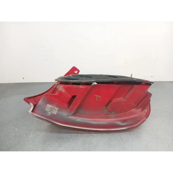 Piloto Trasero Izquierdo para Peugeot 407 (6D_)
