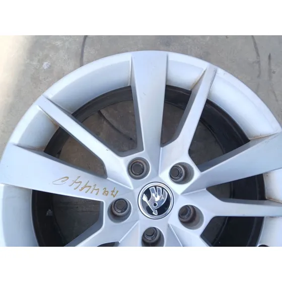 Llanta Trasera Izquierda para Skoda Octavia Iii Combi (5E5, 5E6)