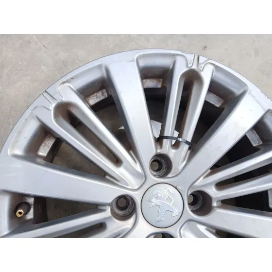Llanta Trasera Izquierda para Peugeot 208 I (Ca_, Cc_)