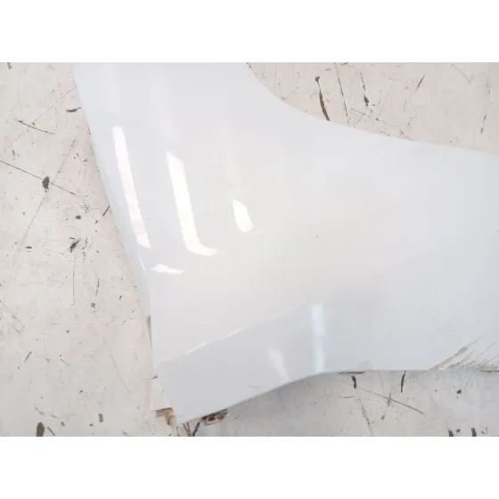 Puntera Paragolpes Trasera Derecha para Ford Tourneo Courier B460 Monospace