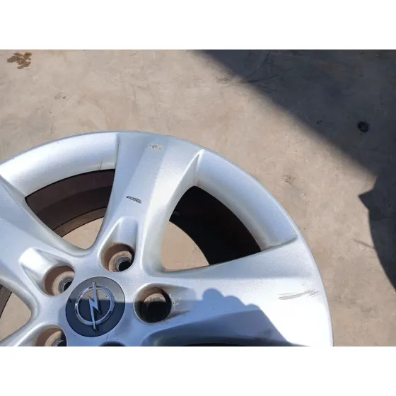 Llanta Trasera Derecha para Opel Astra J (P10)