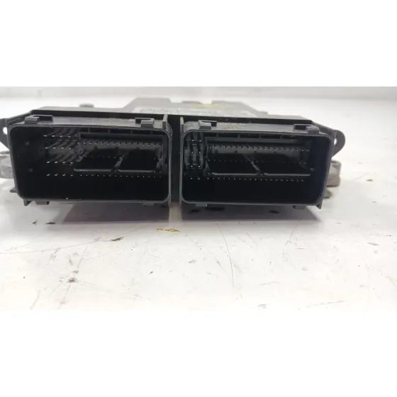 Centralita Motor Uce para Ford Focus Iii