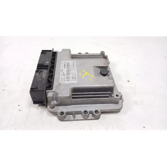 Centralita Motor Uce para Ford Focus Iii