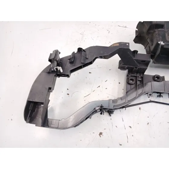 Coraza Frontal Interior para Ford Focus Iii