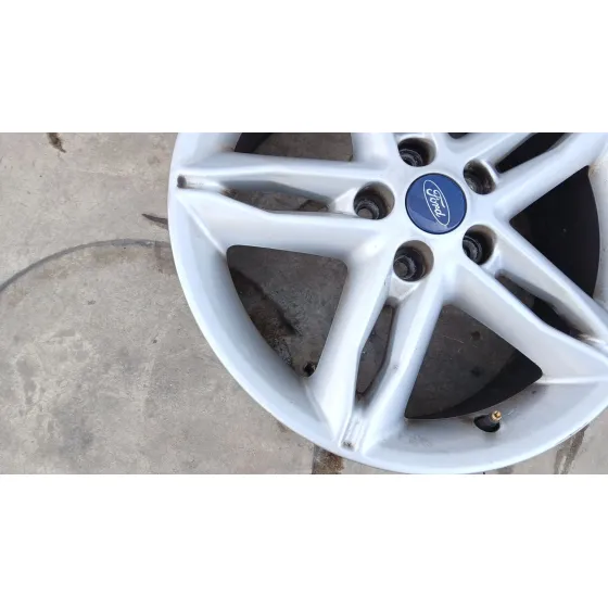 Llanta Trasera Derecha para Ford Focus Iii