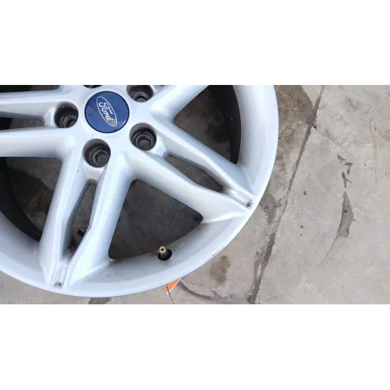 Llanta Trasera Derecha para Ford Focus Iii