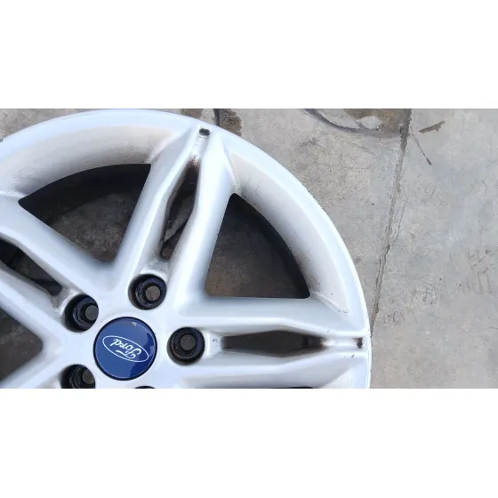 Llanta Trasera Izquierda para Ford Focus Iii