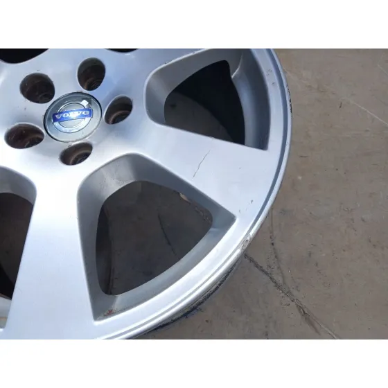 Llanta para Volvo Xc60 I Suv (156)
