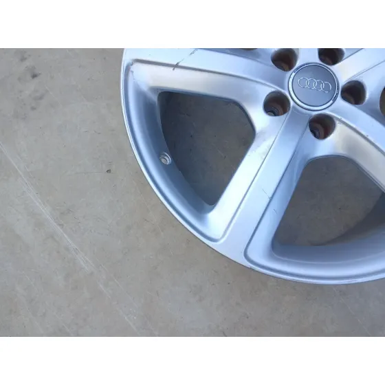 Llanta para Audi Q5 (8Rb)