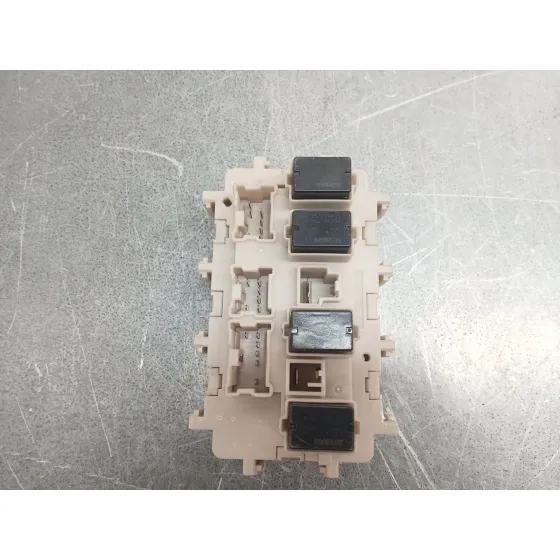 Caja Reles / Fusibles para Nissan Qashqai Ii (J11, J11_)