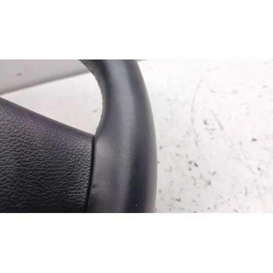 Volante para Kia Carens Iv