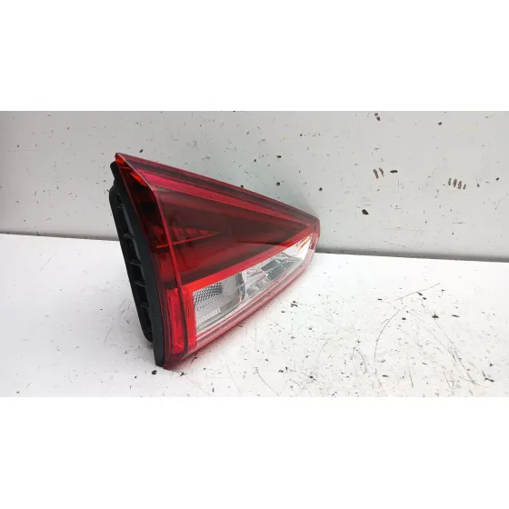 Piloto Trasero Izquierdo Interior para Seat Arona (Kj7, Kjp)