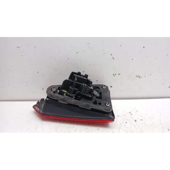 Piloto Trasero Izquierdo Interior para Seat Arona (Kj7, Kjp)