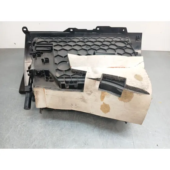 Guantera para Bmw 1 (F20)