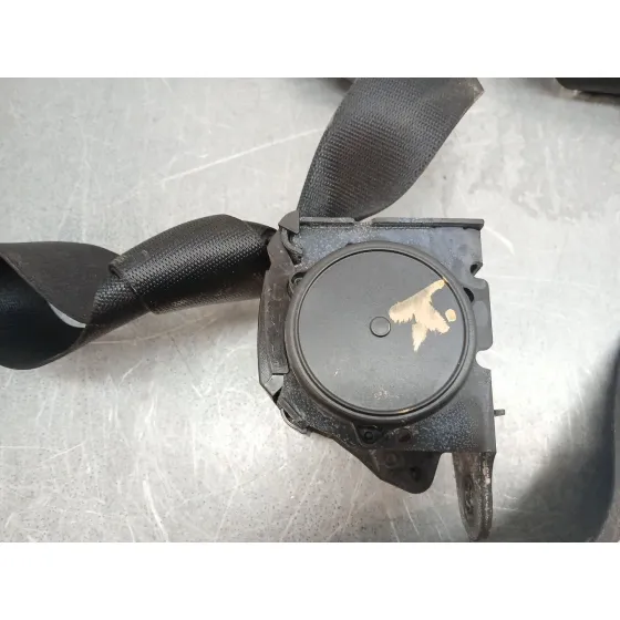 Cinturon Seguridad Trasero Derecho para Bmw 1 (F20)