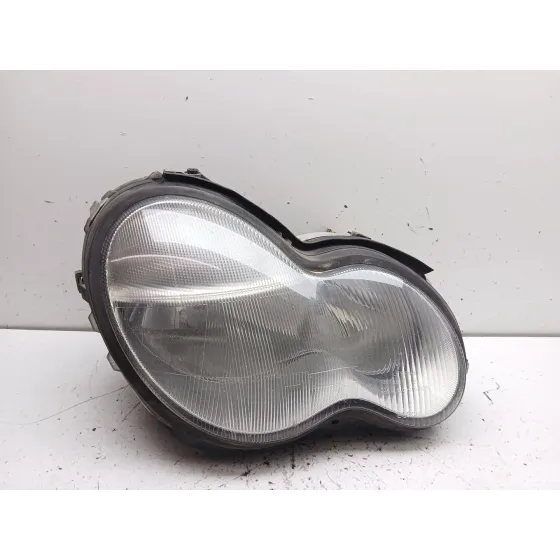 Faro Derecho para Mercedes-Benz Clase C (W203)
