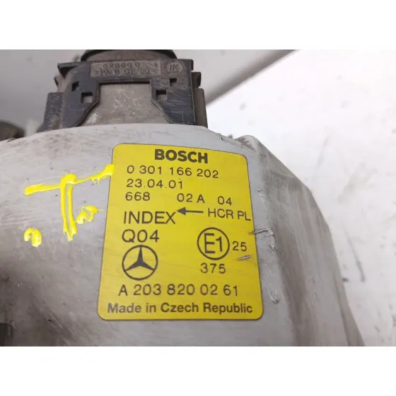 Faro Derecho para Mercedes-Benz Clase C (W203)