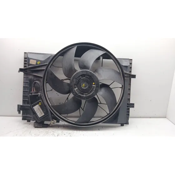 Electroventilador para Mercedes-Benz Clase C (W203)
