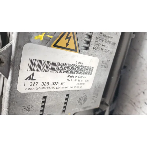 Faro Izquierdo para Mercedes-Benz Clase C (W203)