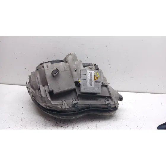 Faro Izquierdo para Mercedes-Benz Clase C (W203)