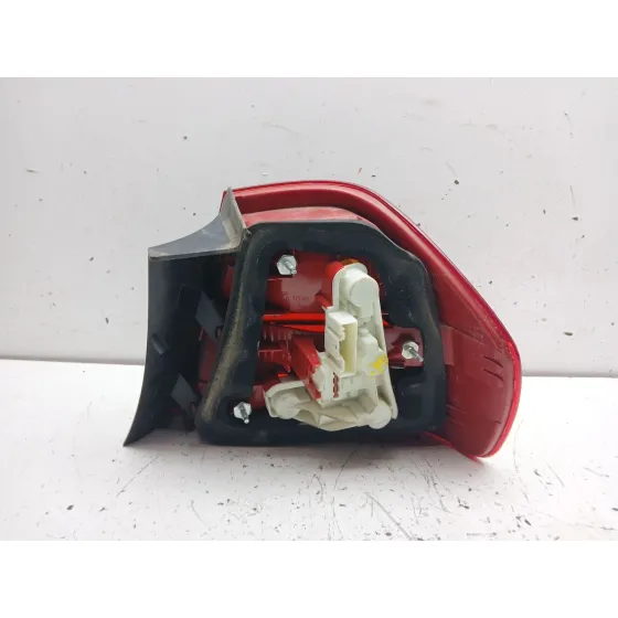 Piloto Trasero Izquierdo para Bmw 3 (E90)