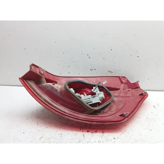 Piloto Trasero Izquierdo para Ford Fiesta Vi (Cb1, Ccn)