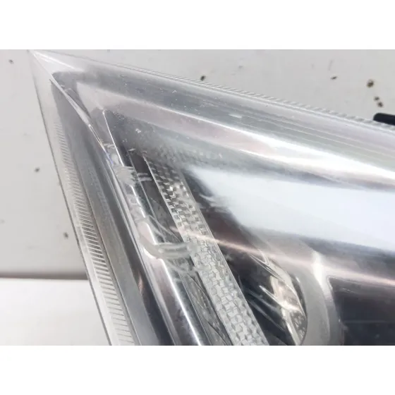 Faro Derecho para Seat Arona (Kj7, Kjp)