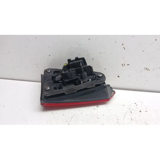 Piloto Trasero Derecho Interior para Seat Arona (Kj7, Kjp)