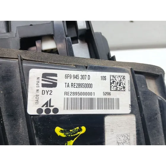 Piloto Trasero Izquierdo Interior para Seat Arona (Kj7, Kjp)