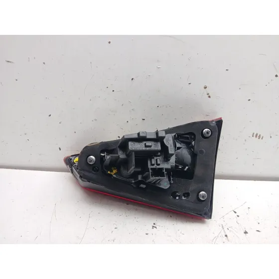 Piloto Trasero Izquierdo Interior para Seat Arona (Kj7, Kjp)