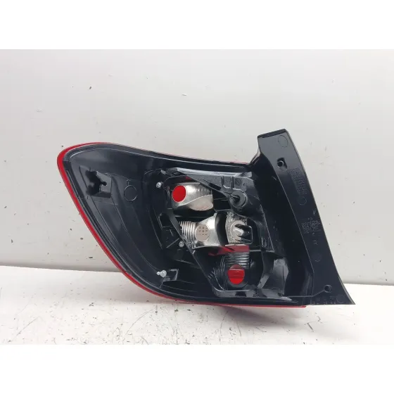 Piloto Trasero Derecho para Dacia Sandero