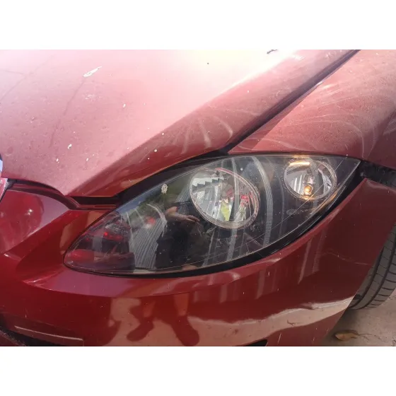 Faro Izquierdo para Seat Leon (1P1)