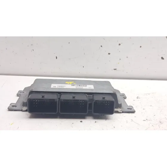 Centralita Motor Uce para Dacia Logan Ii