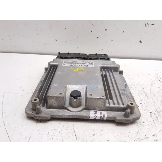 Centralita Motor Uce para Volkswagen Passat B6 (3C2)