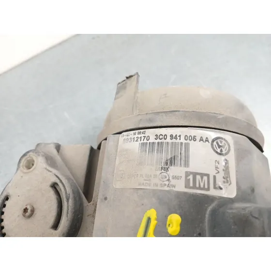 Faro Izquierdo para Volkswagen Passat B6 (3C2)