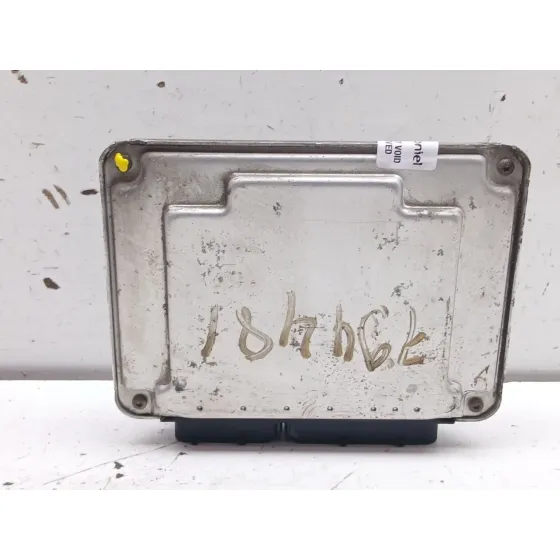 Centralita Motor Uce para Volkswagen Polo Iv (9N_, 9A_)