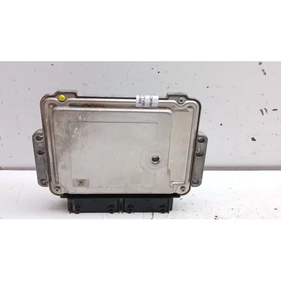 Centralita Motor Uce para Ford Focus Iii