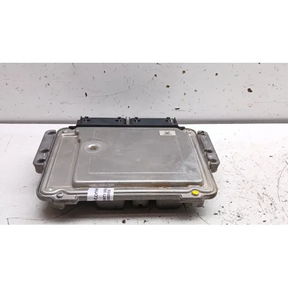 Centralita Motor Uce para Ford Focus Iii