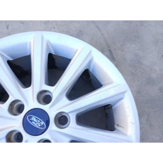 Llanta para Ford Focus Iii