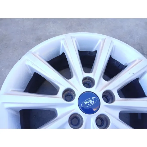 Llanta para Ford Focus Iii
