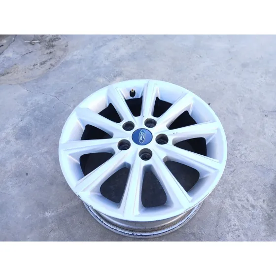 Llanta para Ford Focus Iii