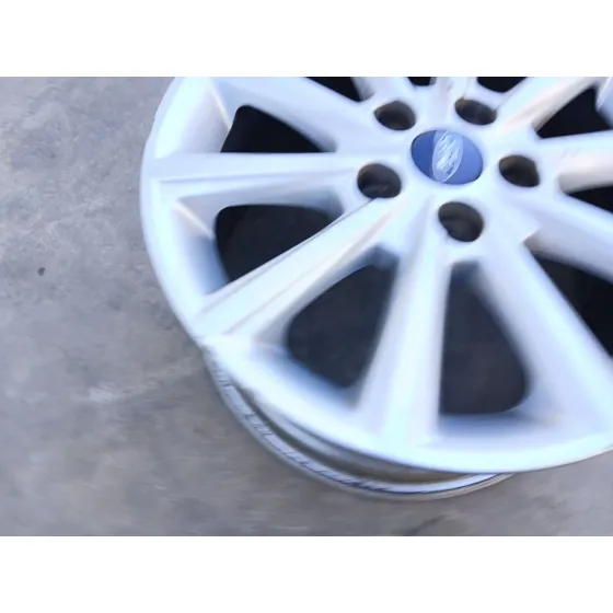 Llanta para Ford Focus Iii