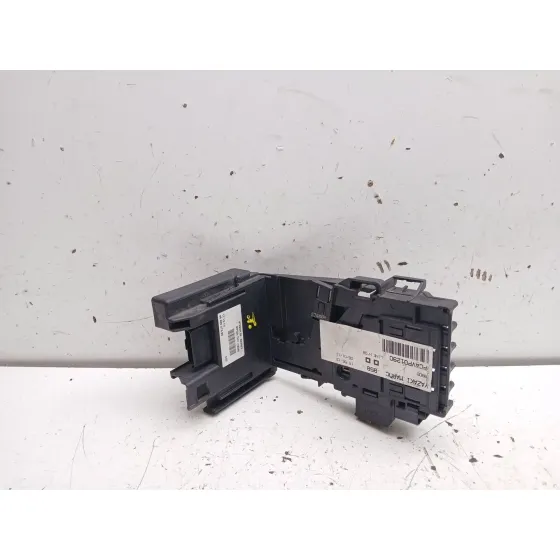 Caja Reles / Fusibles para Peugeot 3008 I Monospace (0U_)