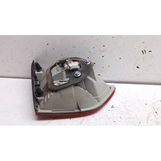 Piloto Trasero Derecho Interior para Hyundai Ix35 (Lm, El, Elh)