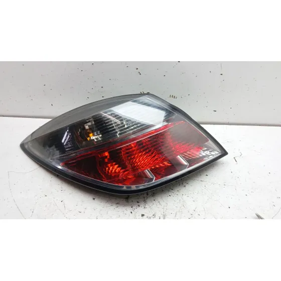 Piloto Trasero Derecho para Opel Astra H Gtc (A04)